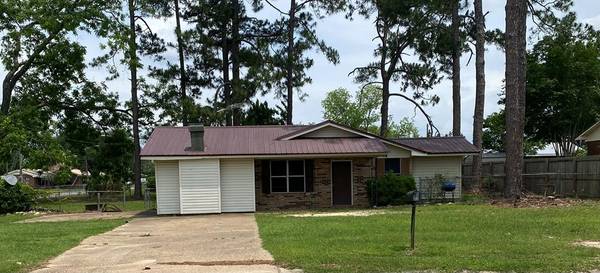 161 West St., Colquitt, GA 39837