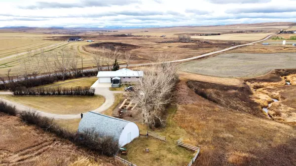 Rural Foothills County, AB T0L 1R0,8130 722 AVE East