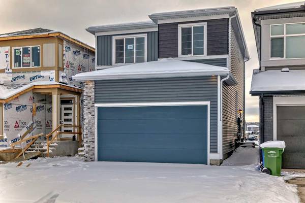 100 Wolf Hollow Villas Southeast, Calgary, AB T2X 4M6