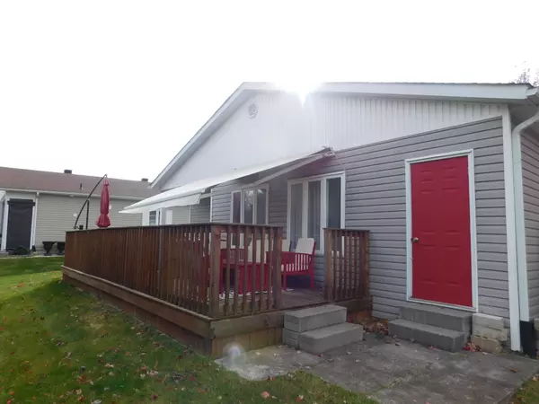 Innisfil, ON L9S 0A1,9 Trellis LN