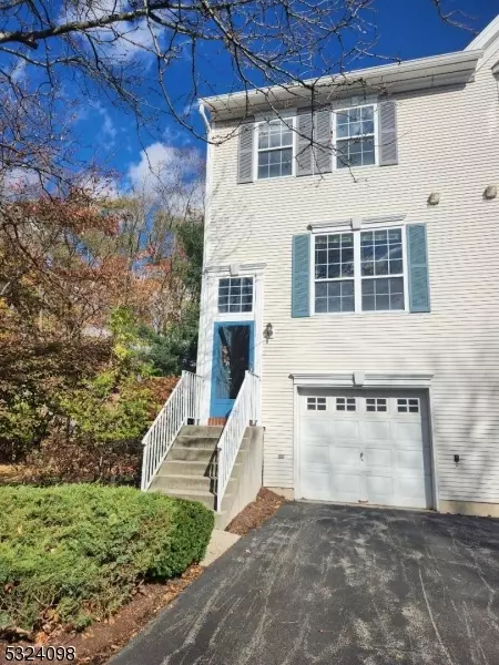 1155 Chedworth Cir, Mahwah Twp., NJ 07430