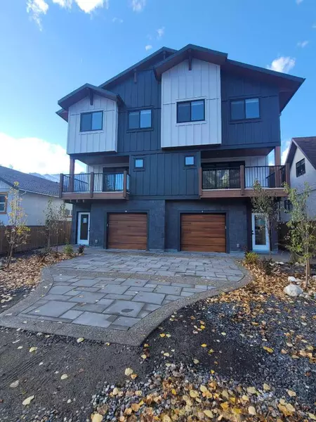 1615 1 AVE #Unit 3, Canmore, AB T1W 1M7