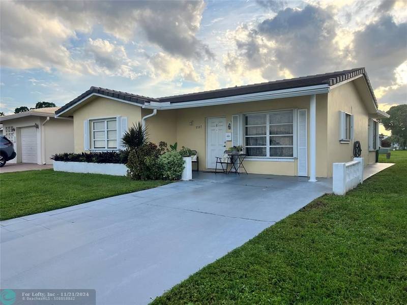 5707 NW 85th Ave, Tamarac, FL 33321