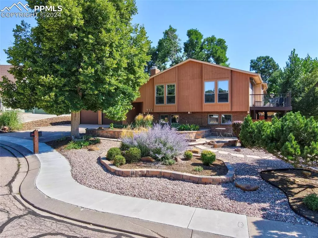 Colorado Springs, CO 80919,930 Oak Bend CT