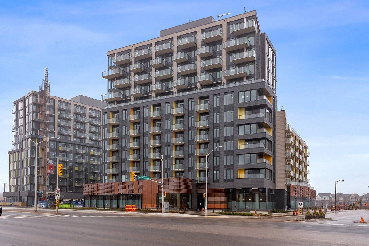 Oakville, ON L6H 7G1,1415 Dundas ST #204