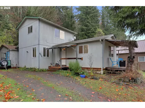 215 E ALDER ST, Alsea, OR 97324