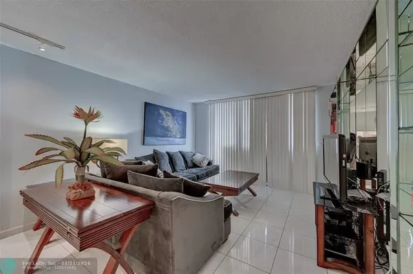 Hollywood, FL 33019,1500 S OCEAN DR  #14C