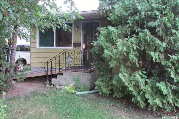 Regina, SK S4R 5T9,226 McIntosh STREET