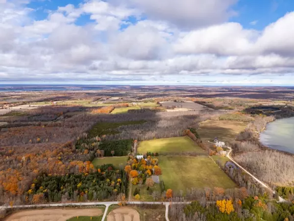 Georgian Bluffs, ON N0H 2T0,382105 Concession Road 17 N/A