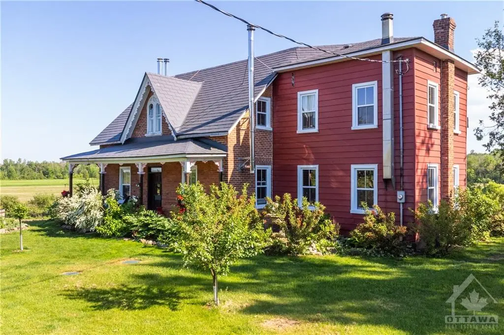 Chute-a-blondeau, ON K0B 1B0,650 CONCESSION 1 RD