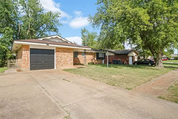 Del City, OK 73115,3221 Dentwood Terrace