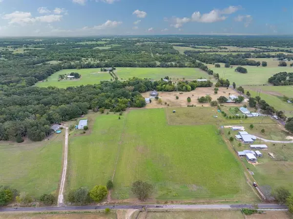 Grand Saline, TX 75140,3 +/- Acres VZ County Road 1109