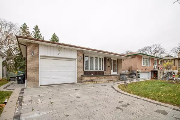 Toronto E09, ON M1H 2L2,37 Albacore CRES #BSMT