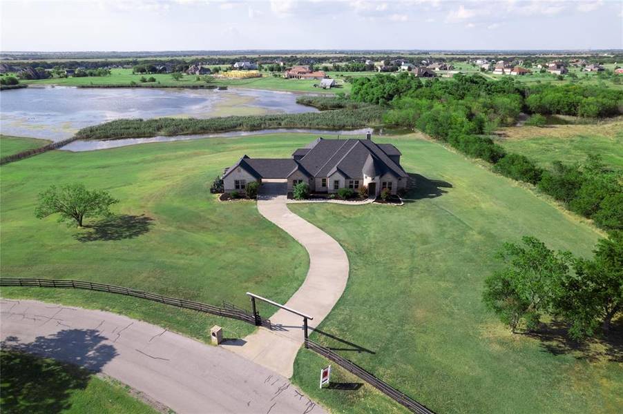 3465 N Preston Lakes Drive, Celina, TX 75009