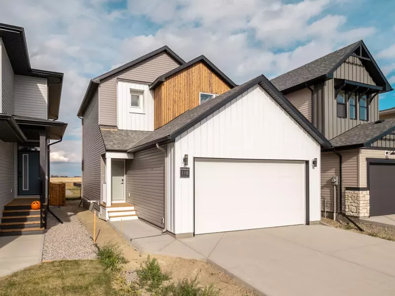 118 Blackwolf PASS North, Lethbridge, AB T1H7J2