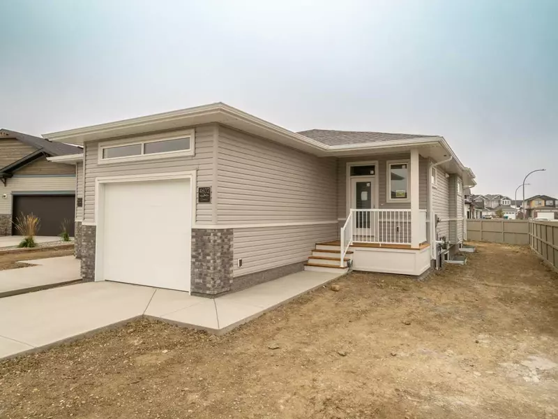 4602 26 AVE South, Lethbridge, AB T1K8K4