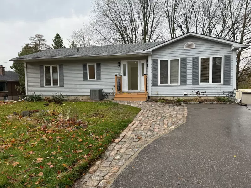 146 Carlson DR #Lower, Newmarket, ON L3Y 5H3