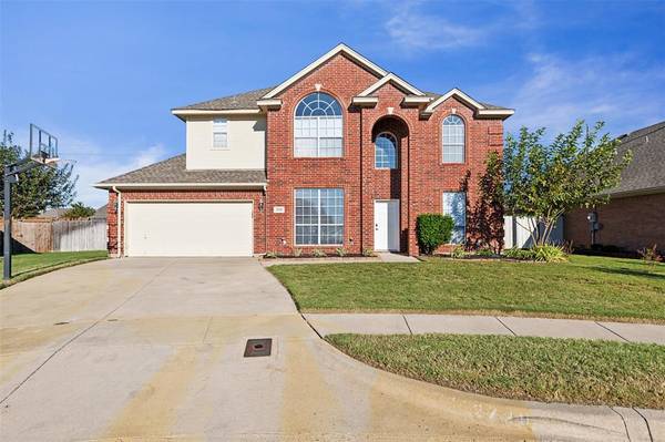 2720 Trent Trail, Fort Worth, TX 76118