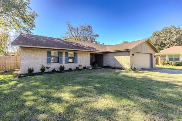 Sulphur Springs, TX 75482,945 Forrest Lane