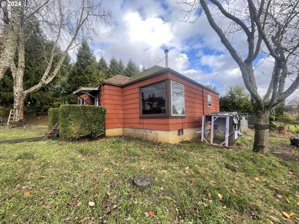 Willamina, OR 97396,772 NE C ST