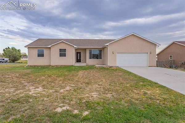 702 S Watermelon DR, Pueblo, CO 81007