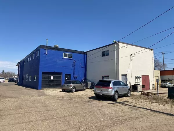 Camrose, AB T4V 0V4,4811 51 AVE