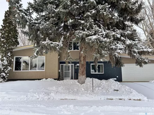 101 Mount Allison CRESCENT, Saskatoon, SK S7H 4A4