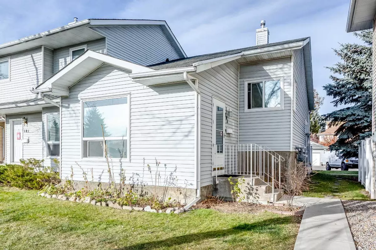 Calgary, AB T2J 7B7,183 Deerfield DR Southeast