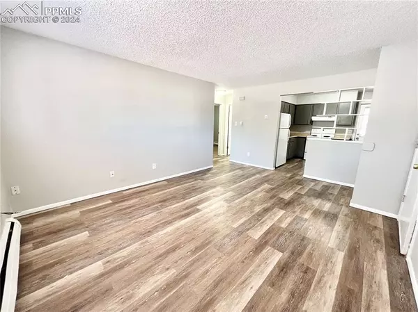 Colorado Springs, CO 80916,330 Vehr DR