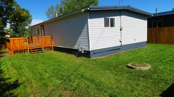 225 Gleichen ST, Gleichen, AB T0J 1N0