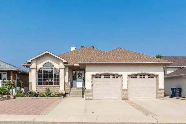 67 Vintage Meadows PL Southeast, Medicine Hat, AB T1B 4G8