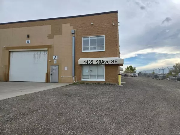 Calgary, AB T2C 2S6,4435 90 AVE Southeast