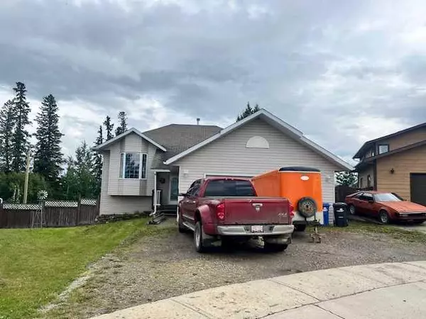 11231 Leonard ST, Grande Cache, AB T0E 0Y0