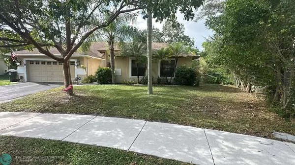 Coconut Creek, FL 33073,5172 NW 53rd Ave