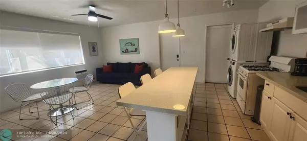 Miami Beach, FL 33141,7725 Harding Ave  #1