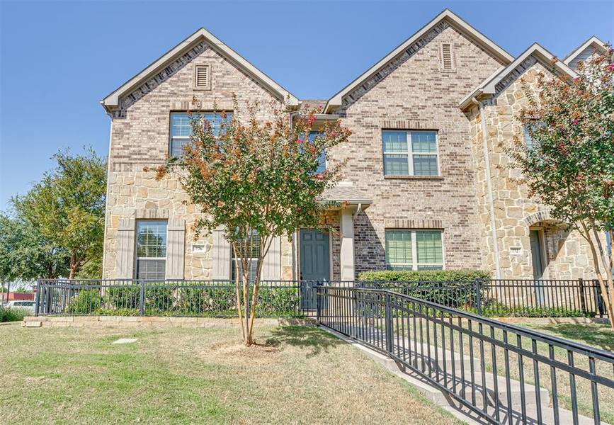 776 S Greenville Avenue, Richardson, TX 75081