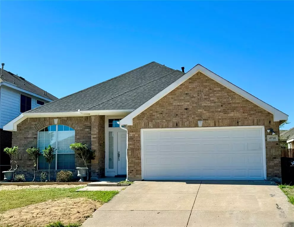 Arlington, TX 76002,6716 Kinross Drive