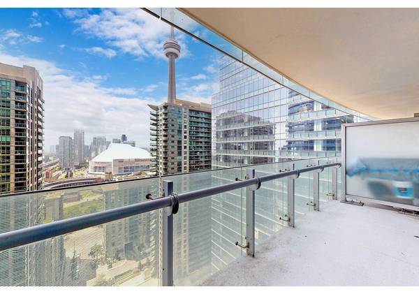 14 York ST #2307, Toronto C01, ON M5J 2Z2