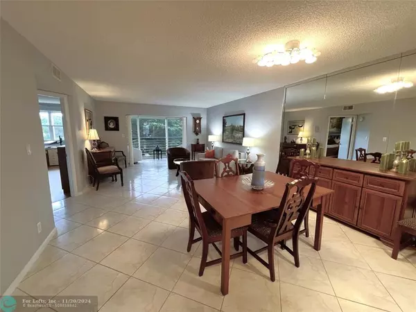 Coconut Creek, FL 33066,1803 Eleuthera Point  #E-3