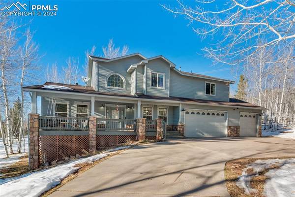 407 Oxford LN, Woodland Park, CO 80863