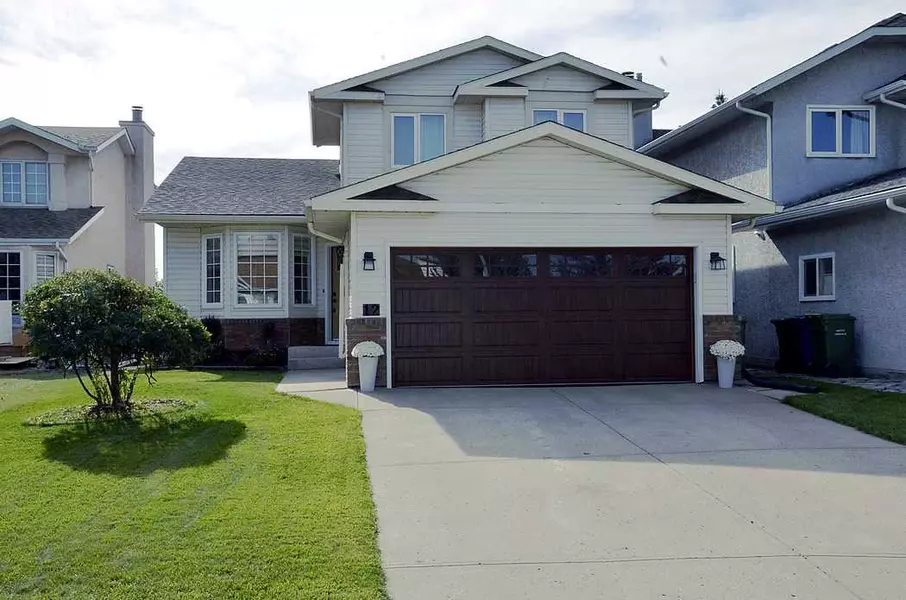 12 Riverside CRES SE, Calgary, AB T2C 3Y1