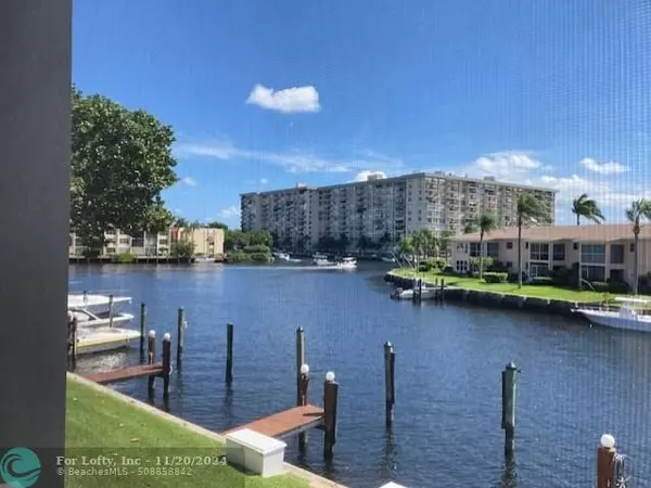 Pompano Beach, FL 33060,1100 SE 5th Ct  #11