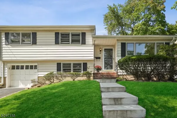 69 Bellevue Ter, Bloomfield Twp., NJ 07003