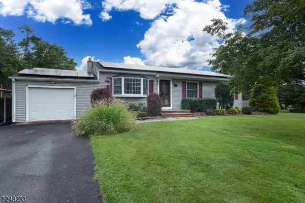 87 Meadowbrook Dr, Hillsborough Twp., NJ 08844