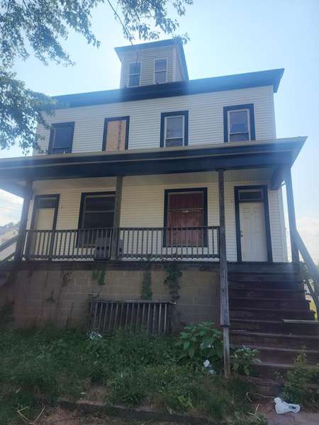 129-131 South Huron St., Wheeling, WV 26003