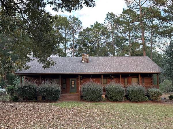 119 Whispering Pines Drive, Bainbridge, GA 39819