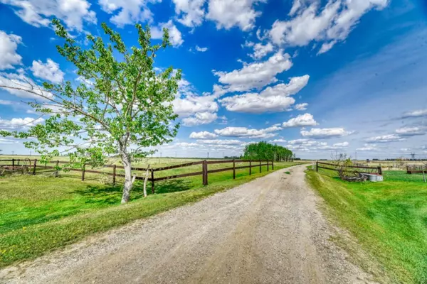 Rural Rocky View County, AB T1X 2H9,240141 Range Road 274