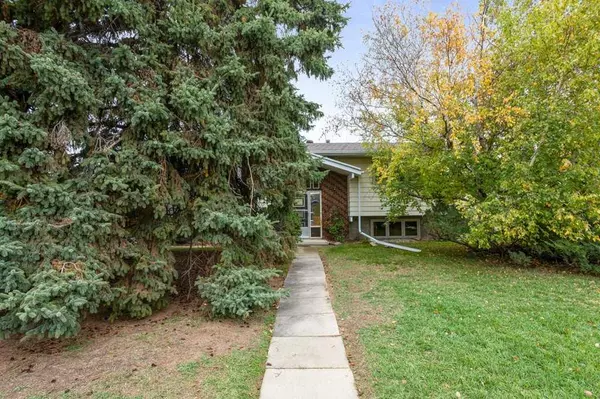 Spruce Grove, AB T7X 2L9,19 Melton AVE