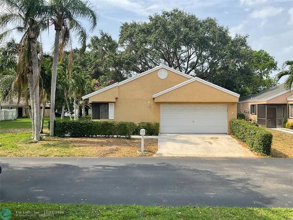 1 W Chesterfield Dr,  Boynton Beach,  FL 33426