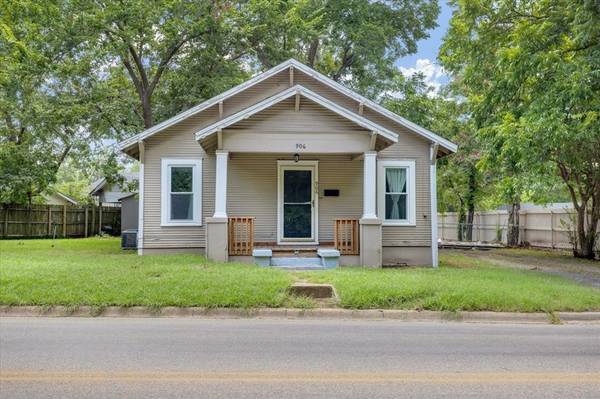 906 W Washington Street, Sherman, TX 75092